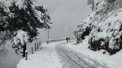 Uttarakhand snowfall rain in today