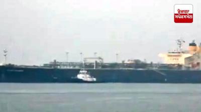 Ships carrying LPG from America and oil from Russia arrive in India