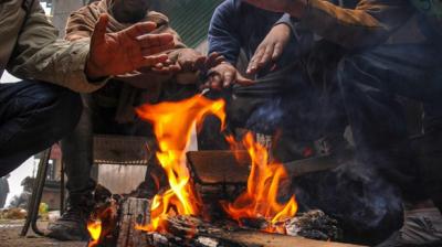 Cold wave in northern India greets severe cold