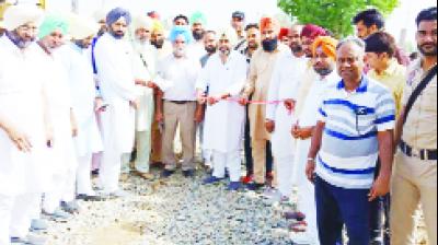 Khusbaj Jatana With Others