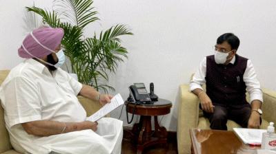 Health Minister orders to increase Vaccine Supply in Punjab