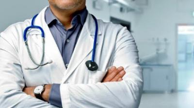 Doctors leaving government jobs