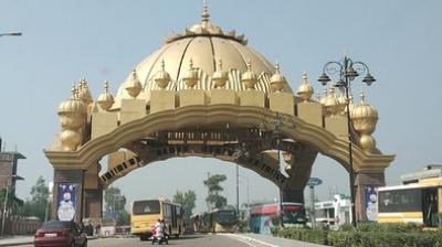 Indian Americans pledge 100 million dollars for Amritsar's development