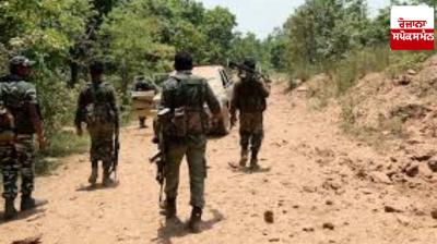 Chhattisgarh: Naxalites attacked two policemen in Sukma, escaped with weapons