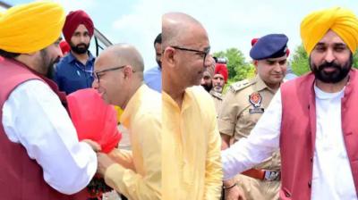 CM Mann inspected Trident Industry, met Padma Shri Rajinder Gupta