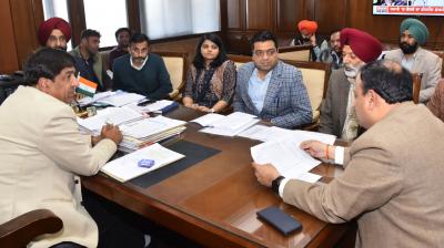 Brahm Shankar Jimpa directs to provide canal water projects to Hoshiarpur & adjoining villages of Kandi region