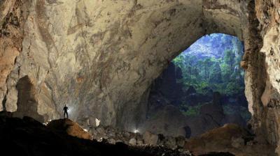 Hang Son Doong (Mountian River Cave), the largest cave in the world