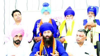 Davinder Singh Khalsa Talking to Media