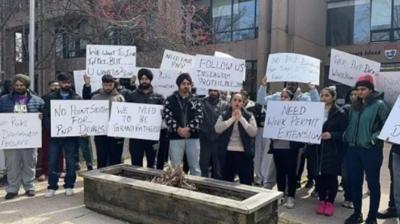 Hunger strike of protesting Indian students started in Canada