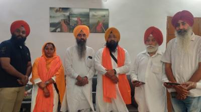 Jathedar Hawara supported independent candidate Sarabjit Singh from Faridkot