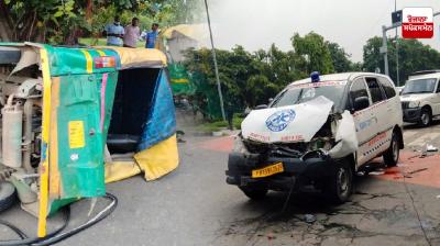 Over Speed Ambulance hit Activa Driver, 2 Autos and a Car in Chandigarh