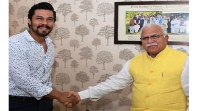 Randeep Hooda and Manohar Lal Khattar