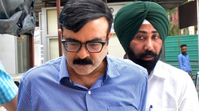  Son of IAS Sanjay Popli commits suicide