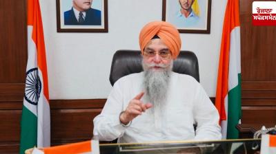 SGPC should cooperate with the government in the culprits instead of doing politics on the issue of 328 Saroops'