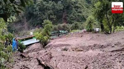 Cloud burst in Nandanagar, Chamoli, 6 houses in Kuntri village damaged