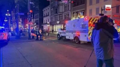 ਹਾਦਸੇ ਵਾਲੀ ਥਾਂ ’ਤੇ ਪੁਲਿਸ ਜਾਂਚ ਕਰਦੀ ਹੋਈ 