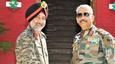 Lt Gen Amardeep Singh Aujla takes over as GoC 15 Corps