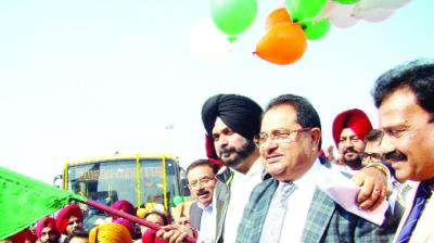 Navjot Sidhu launches BRTS project
