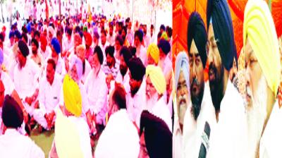 Akali Dal Protest Against Govt Before DC Office