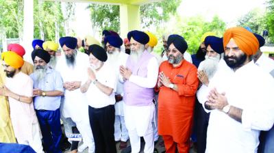 Bhai Gobind Singh Longowal, Manjit Singh G.K. Manjinder Singh Sirsa and others