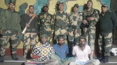BSF nabs three Pakistani fishermen from Harami Nalla in Gujarat's Kutch