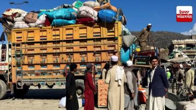 Pakistan deports over 800,000 Afghans living illegally