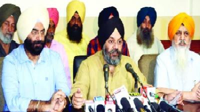 Manjit Singh GK talking in Press Conference