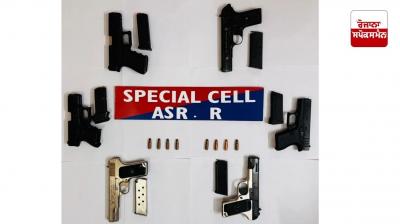 ਅੰਮ੍ਰਿਤਸਰ ਦਿਹਾਤੀ ਪੁਲਿਸ ਵਲੋਂ ਪਾਕਿ-ਸਬੰਧਿਤ ਹਥਿਆਰ ਤਸਕਰੀ ਗਿਰੋਹ ਦਾ ਪਰਦਾਫਾਸ਼