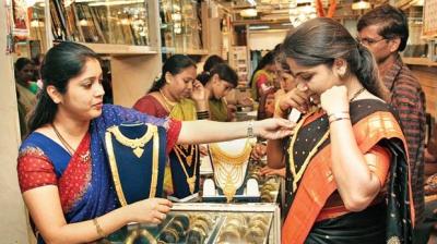 Gold prices rise further in Diwali