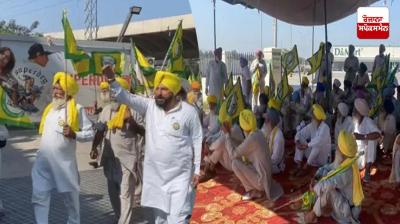 Farmers blocked roads in Punjab