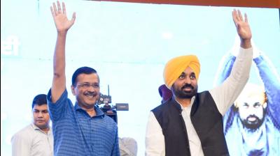 Punjab Chief Minister Bhagwant Mann and Delhi Chief Minister Arvind Kejriwal