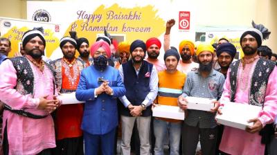 MP Vikramjit Singh Sahni attended the labor camp in Dubai