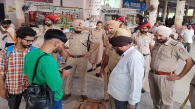 OPS VIGIL-II: PUNJAB POLICE CONDUCT STATE-WIDE SPECIAL CHECKING AT BUS STANDS, RAILWAY STATIONS AND HOTELS/SARAIS AROUND THEM