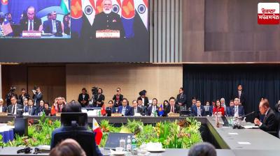 PM Modi raises issue of counter-terrorism and early review of ASEAN-India FTA at 22nd ASEAN Summit PM Modi raises issue of counter-terrorism and early review of ASEAN-India FTA at 22nd ASEAN Summit