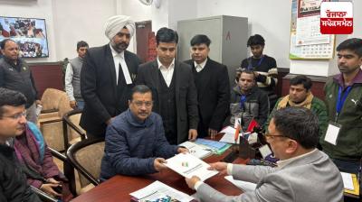 ਆਪ ਸੁਪਰੀਮੋ ਅਰਵਿੰਦ ਕੇਜਰੀਵਾਲ ਨੇ ਨਵੀਂ ਦਿੱਲੀ ਵਿਧਾਨ ਸਭਾ ਹਲਕੇ ਤੋਂ ਦਾਖ਼ਲ ਕੀਤਾ ਆਪਣਾ ਨਾਮਜ਼ਦਗੀ ਪੱਤਰ