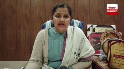 ਜ਼ਿਲ੍ਹਾ ਸਿੱਖਿਆ ਅਫ਼ਸਰ ਫਰੀਦਕੋਟ ਅੰਜਨਾ ਕੌਸ਼ਲ ਜਾਣਕਾਰੀ ਦਿੰਦੇ ਹੋਏ 