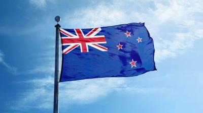  New Zealand offers one-off resident visa to 165,000 migrants