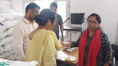 ਕੈਬਨਿਟ ਮੰਤਰੀ ਬਲਜੀਤ ਕੌਰ ਨੇ ਸੀ.ਡੀ.ਪੀ.ਓ ਦਫ਼ਤਰ ਚੈਕਿੰਗ ਕਰਦੇ ਹੋਏ 