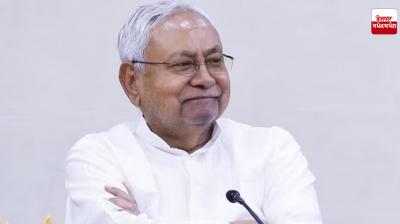 Nitish Kumar resigns from the post of Chief Minister News