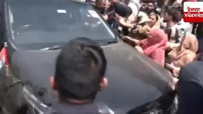 Ramban accident: People stop CM Omar Abdullah's vehicle and seek help