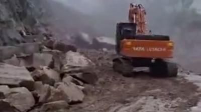  ਉਤਰਾਖੰਡ ’ਚ ਢਿੱਗਾਂ ਡਿੱਗਣ ਦੀ ਤਸਵੀਰ 