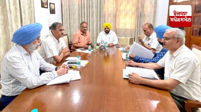 Harbhajan Singh ETO reviews arrangements for uninterrupted power supply during paddy planting season