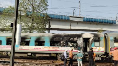 ਤਾਜ ਐਕਸਪ੍ਰੈਸ ਦੇ ਇੱਕ ਕੋਚ ’ਚ ਲੱਗੀ ਅਚਾਨਕ ਅੱਗ