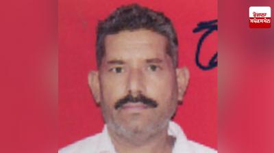  ਜ਼ਹਿਰੀਲੀਆਂ ਭੂੰਡੀਆਂ ਨੂੰ ਅੱਗ ਲਾਉਂਦੇ ਮੌਕੇ ਵਿਅਕਤੀ ਖੁਦ ਅੱਗ ’ਚ ਝੁਲਸਿਆ