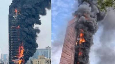 Major fire engulfs skyscraper in China's Changsha city