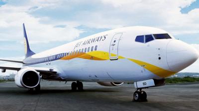 Jet Airways employee commits suicide in mumbai?