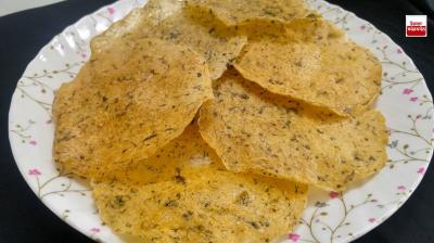 Make delicious potato papad at home with the help of these recipes