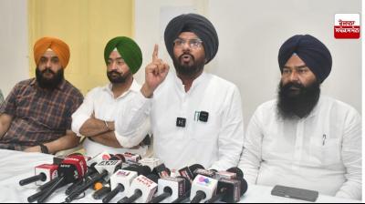 ਮੰਤਰੀ ਕੁਲਦੀਪ ਸਿੰਘ ਧਾਲੀਵਾਲ 