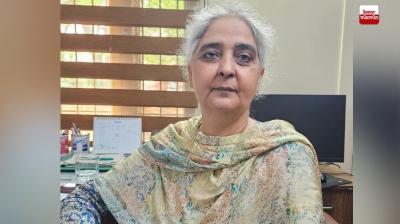 ਜਾਣਕਾਰੀ ਦਿੰਦੇ ਹੋਏ ਡਾ. ਰੇਨੂੰ ਸਿੰਘ।