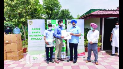 ਸਿੱਧੂ ਨੇ ਕੋਰੋਨਾ ਯੋਧਿਆਂ ਲਈ 500 ਪੀਪੀਈ ਕਿੱਟਾਂ ਸੌਂਪਣ ਦੇ ਨੇਕ ਕਾਰਜ ਦੀ ਕੀਤੀ ਸ਼ਲਾਘਾ